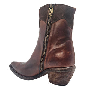 Cognac leather ankle boots with pointed toe, side zipper, block heel