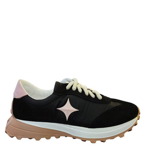 Black jogger sneaker with white star logo, cream laces, rugged blue-tan sole