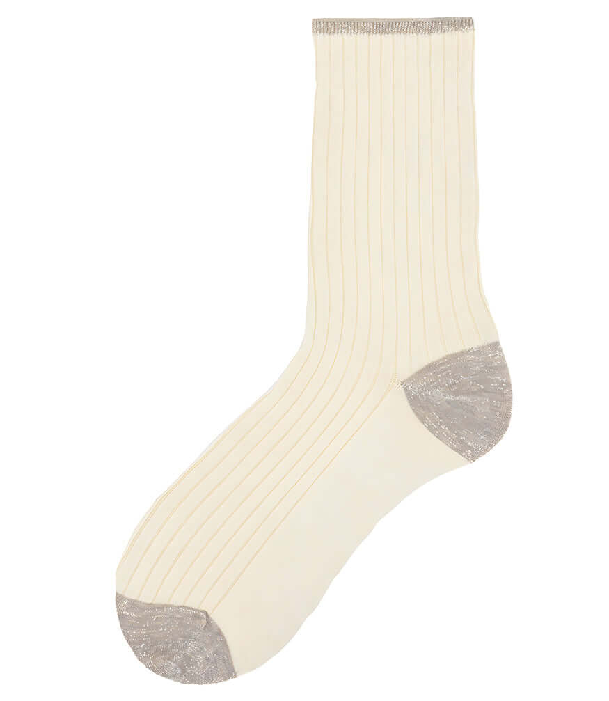 Ecru ribbed short socks with gray toe and heel panels