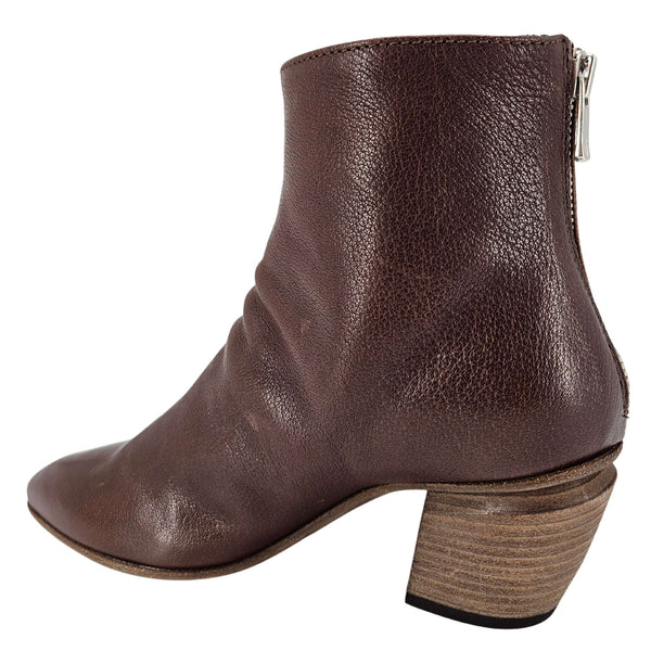 Brown leather ankle boot with side zipper and block heel