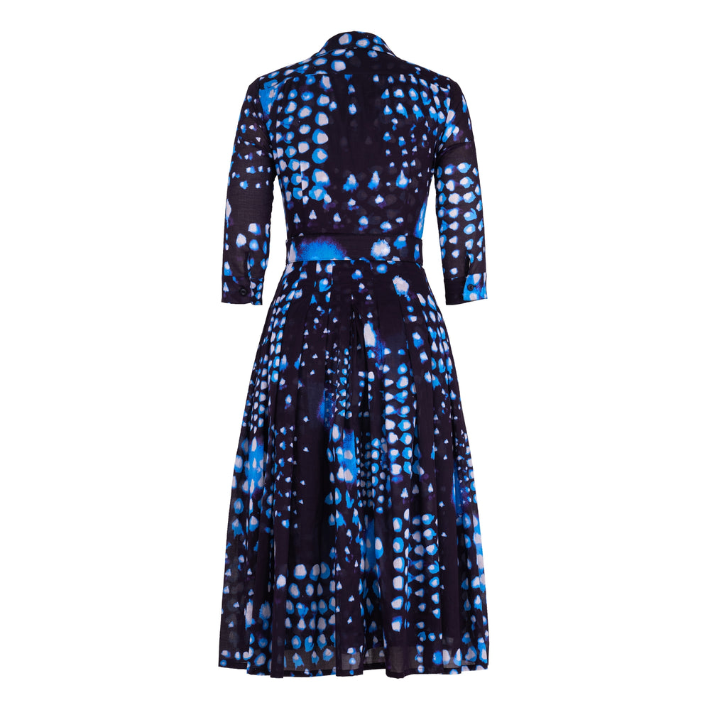 Indigo tie-dye geometric dress with button-up V neck and tied waist, 3/4 sleeves