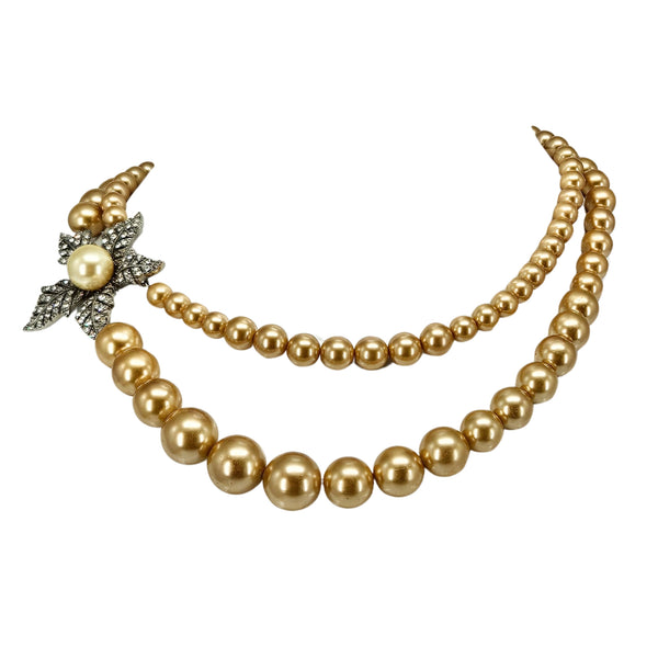 Vintage 1960s Faux Pearl Flower Necklace