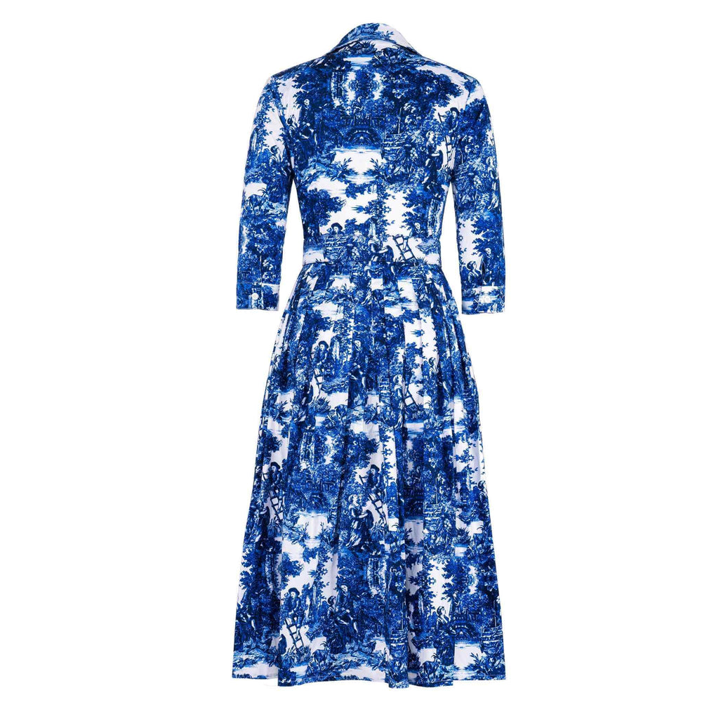 Blue/white toile print dress, button-front shirt collar, 3/4 sleeves, fitted waist