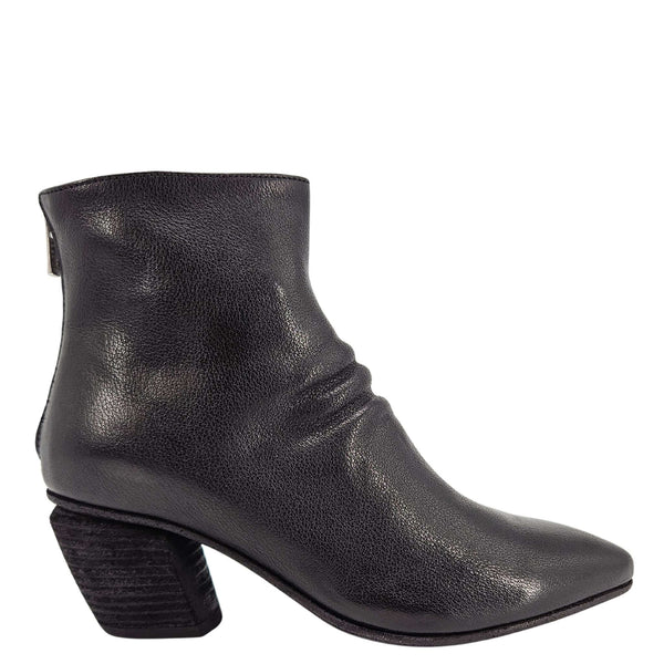 Black leather ankle boot with block heel, pull-on style