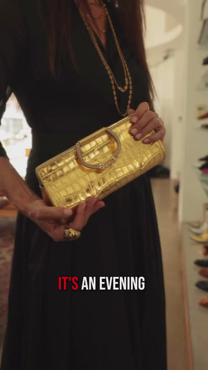 video explaining the quality and craftmanship of the bags  
