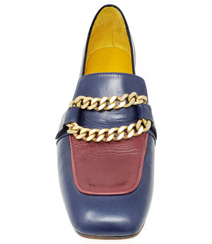 Two-tone flat loafer with gold chain detail, blue upper and red leather trim