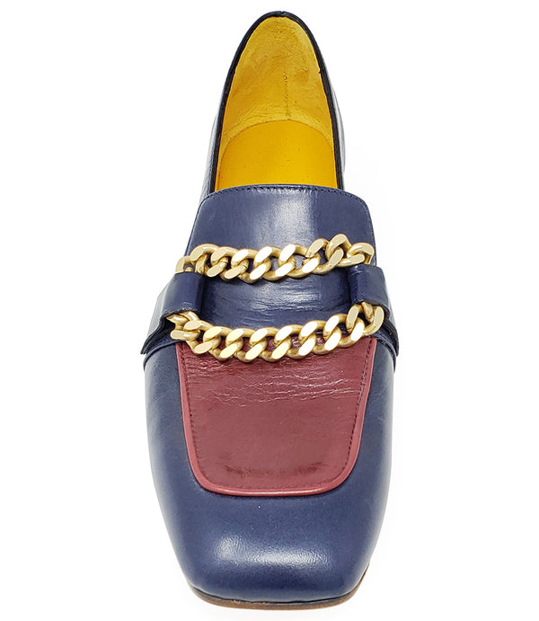 Two-tone flat loafer with gold chain detail, blue upper and red leather trim