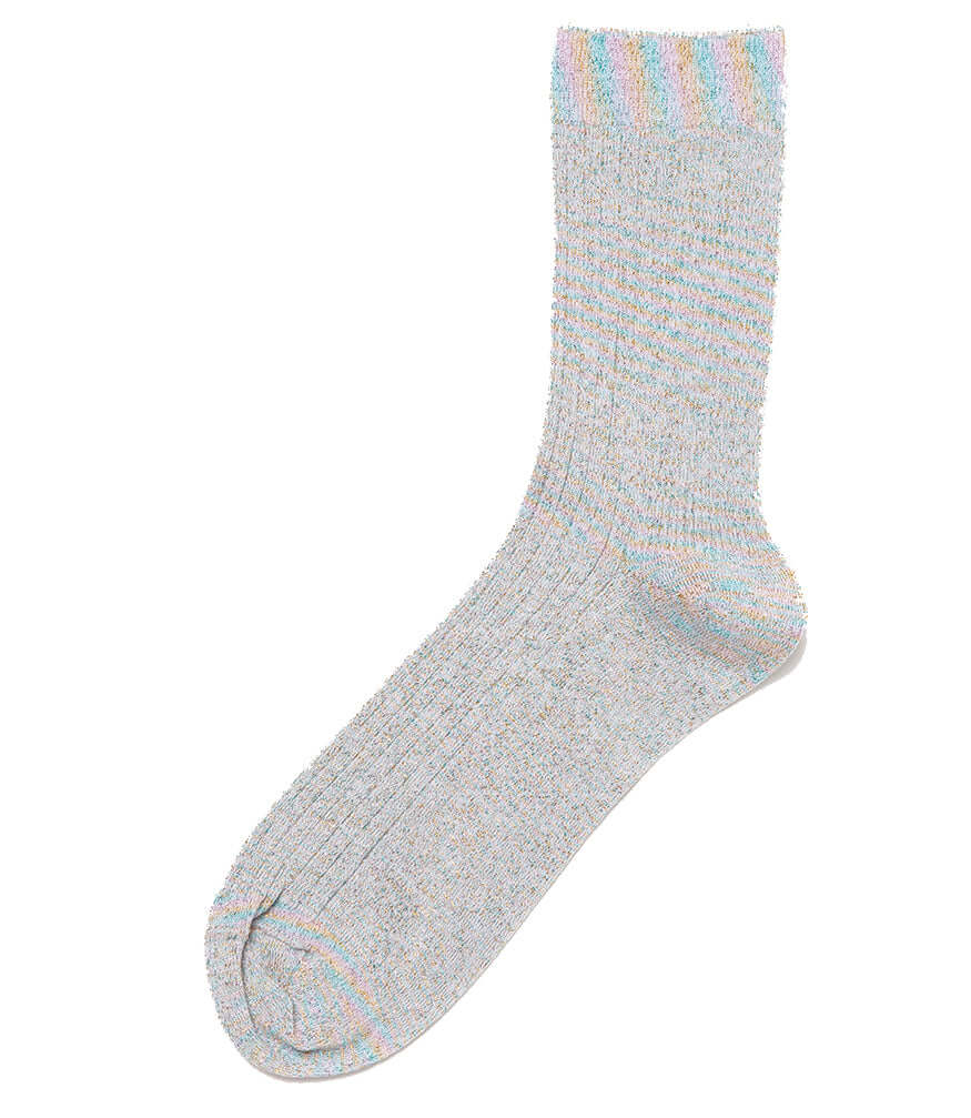 White short socks with multicolor knit texture and ribbed cuff