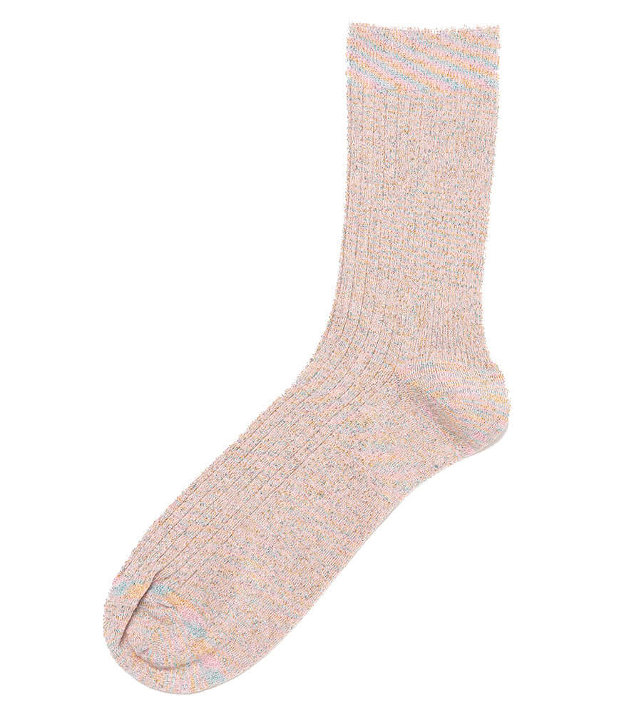 Rose short crew socks with knit texture and toe seam detail