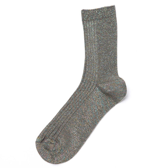Taupe short knit socks with ribbed cuff and seamless toe