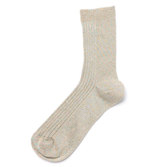 Light beige short crew socks with ribbed cuff and knit texture